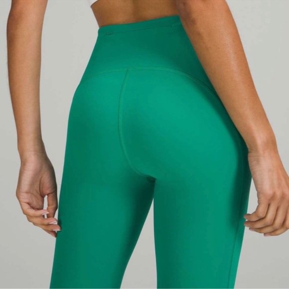 Lululemon 23" Swift Speed Crop - Picture 4 of 15